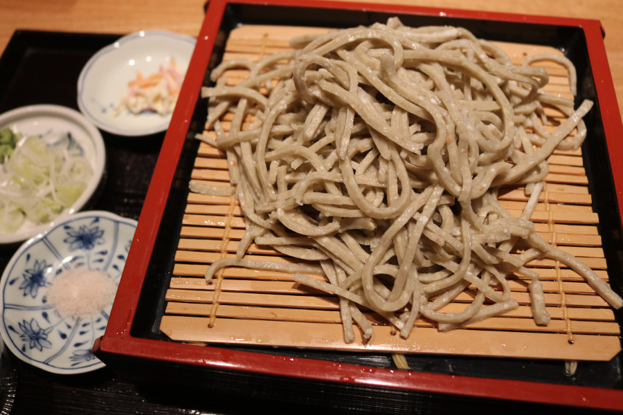 十割蕎麦 ゑつ｜コシと香り楽しむあらびきせいろ／豊後高田