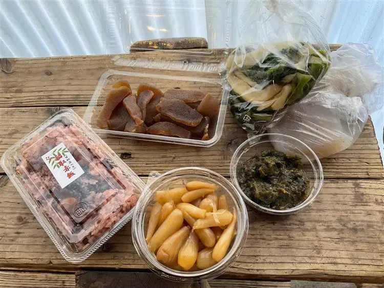 稻取港的早市