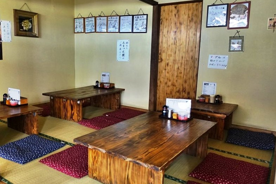 天龍店内