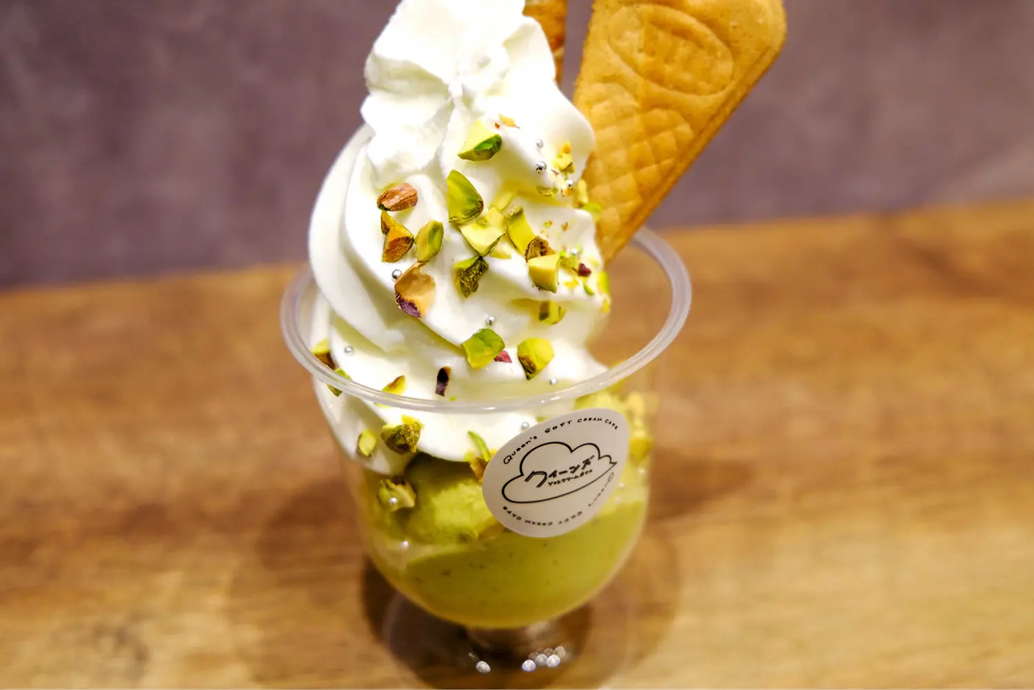 モユクサッポロ「クイーンズソフトクリームカフェ」山中牧場のソフトが食べられる！